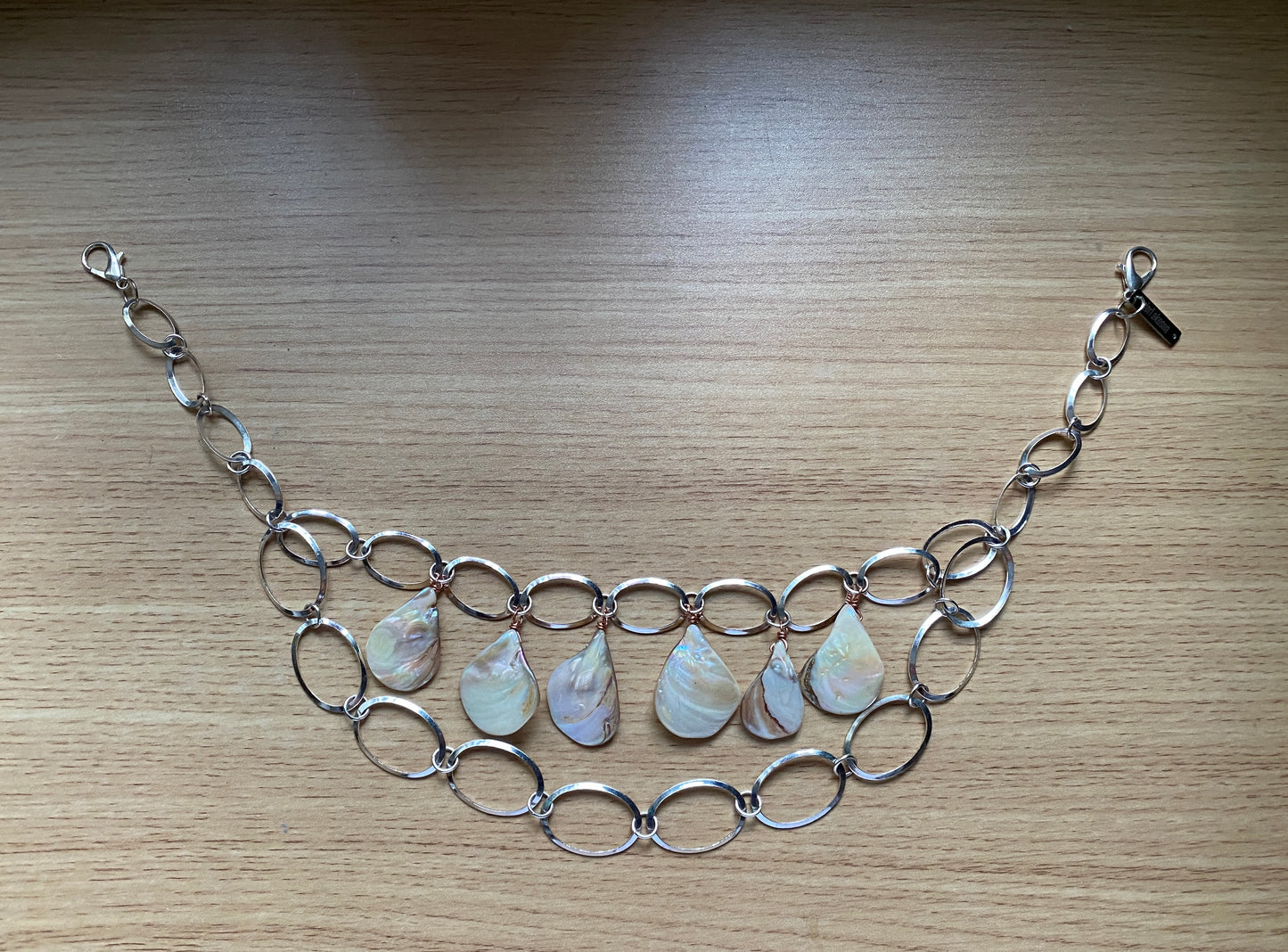 Chroma bag chain